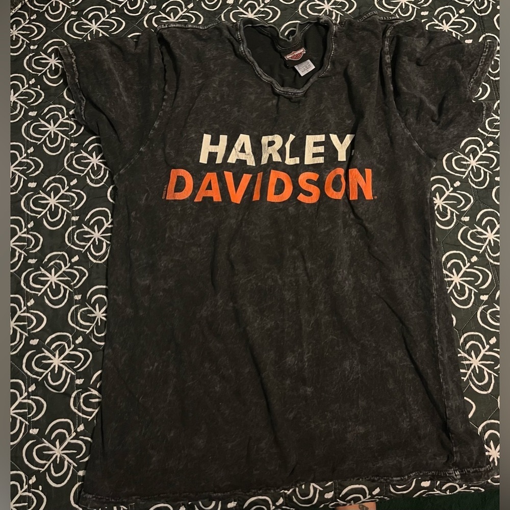 Harley-Davidson (Mason, OH) T-shirt Large